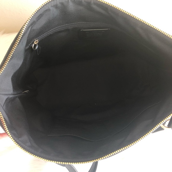 Coach - Picture 4 of 8